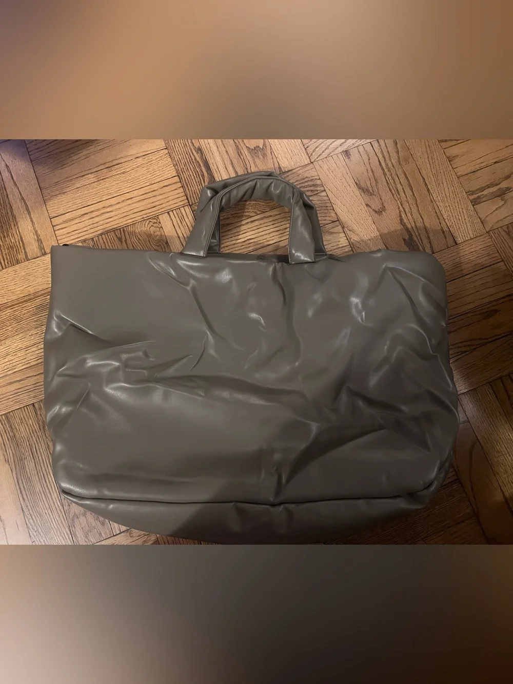 Zara Men's Padded Duffel Bag in Olive